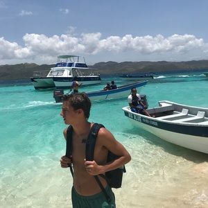 Meet your Posher, Cam